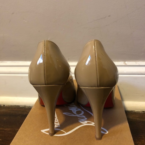Nude Patent Christian Louboutin Pumps Heels 7.5 - Picture 3 of 6